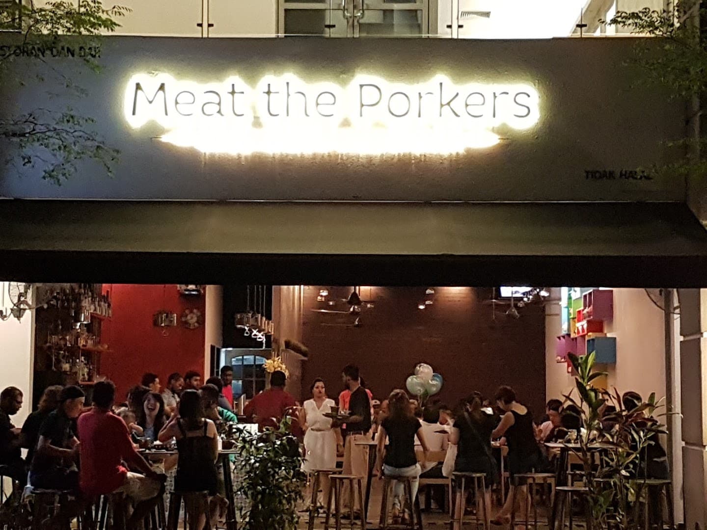 Meat The Porkers